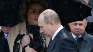 The search for political Viagra: Putin’s rating among Russians fell to a record low after the events with Wagner