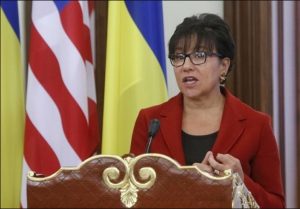 “New chance”: what to expect from Penny Pritzker’s visit to Kyiv