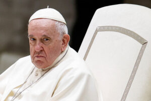 Even the Pope couldn’t stand it: the discussion about teaching gays in seminaries went sideways