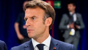 What to do without American support? Macron calls for strategic awakening