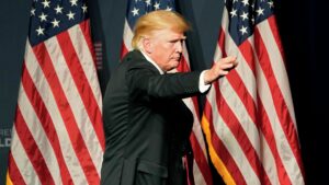 Протесты в США: тысячи людей недовольны политикой Трампа
