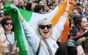 “Відчайдушні домогосподарки” в Ірландії: чому ірландки не підтримали ідею модернізації конституції